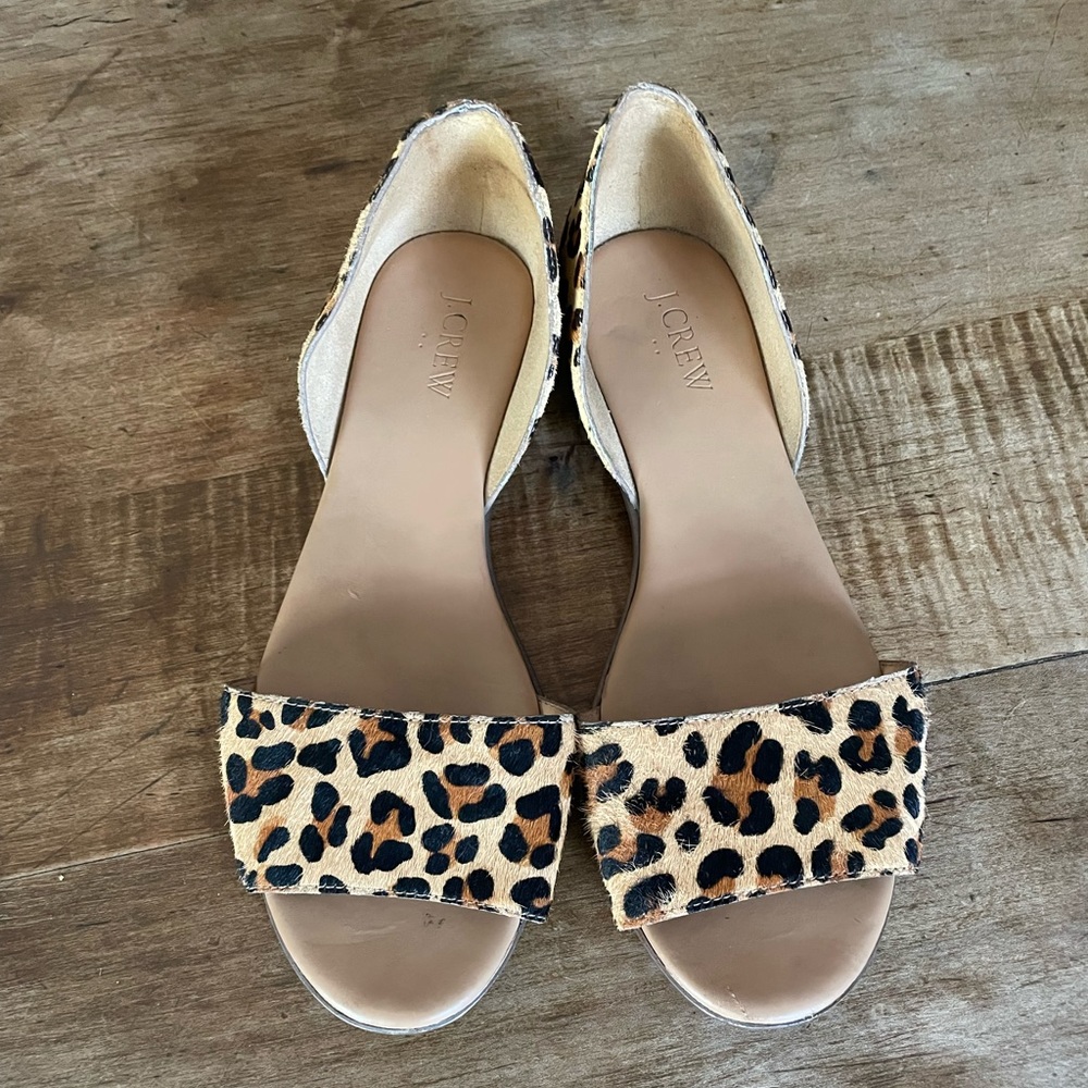 Leopard 🐆 print sandals